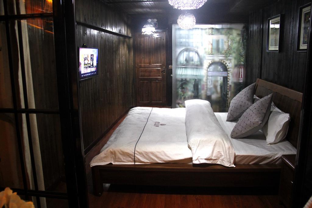 Fenghuang 1St Apartment Dış mekan fotoğraf