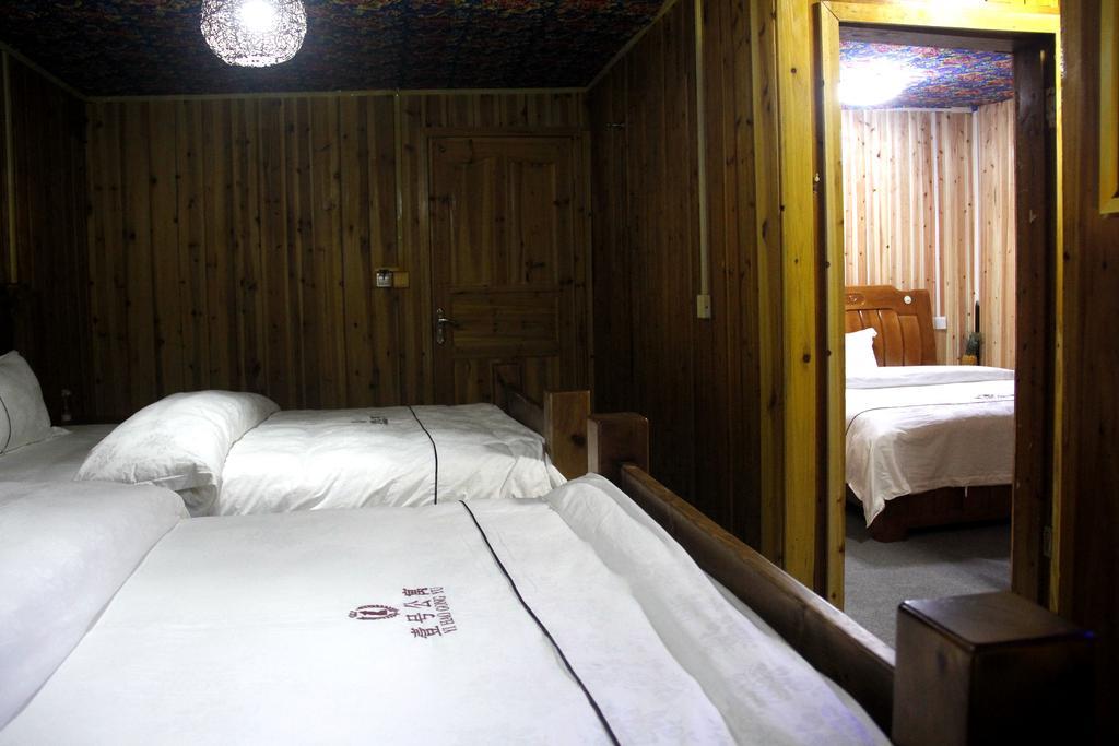 Fenghuang 1St Apartment Dış mekan fotoğraf