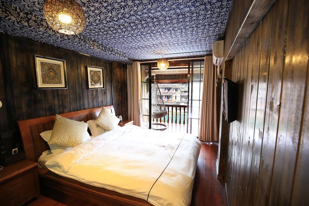Fenghuang 1St Apartment Dış mekan fotoğraf