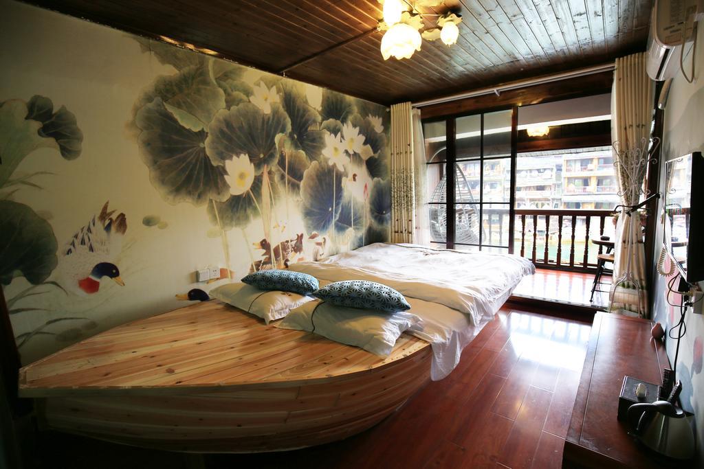 Fenghuang 1St Apartment Dış mekan fotoğraf