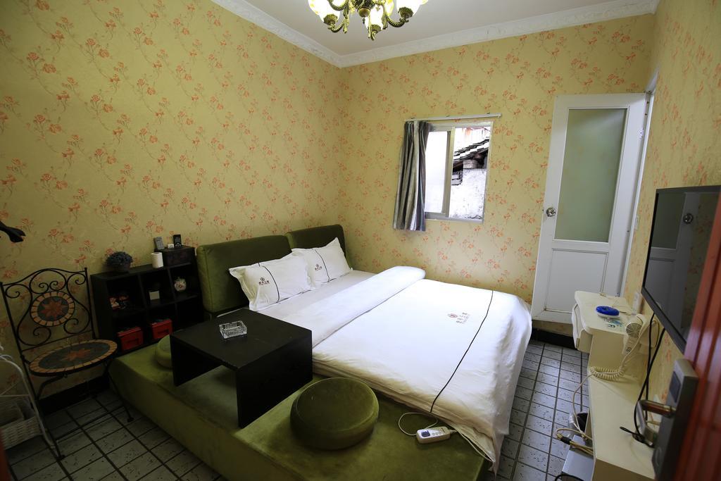 Fenghuang 1St Apartment Dış mekan fotoğraf